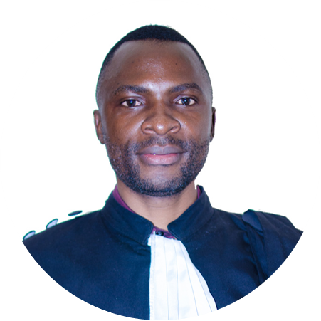 Magistrat DINANGA MBIKAYI Freddy